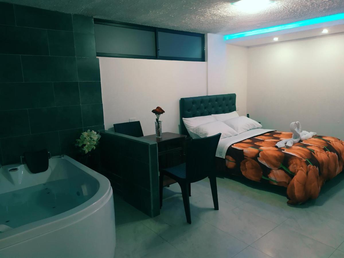 Hostal Ajavi Del Sur Quito Eksteriør billede